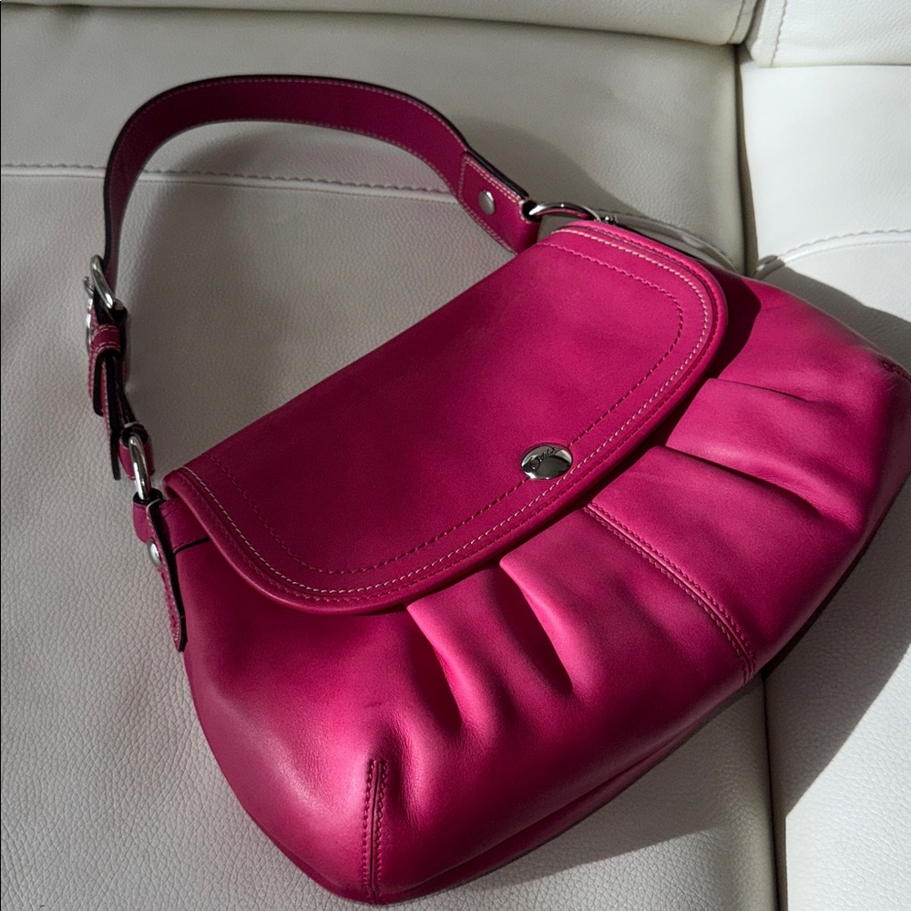 Coach Soho Shoulder Flap Bag - Picture 13 of 17